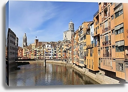 Постер Ашаев Дмитрий Жирона. Испания. Дома